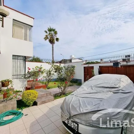 Buy this 5 bed house on Calle Las Fresas 641 in Miraflores, Lima Metropolitan Area 15038