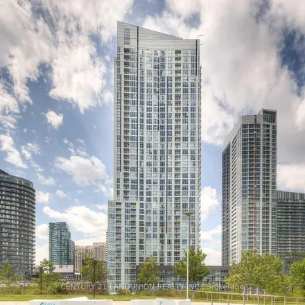 Image 1 - Quartz, 75 Queens Wharf Road, Old Toronto, ON M5V 0S4, Canada - Apartment for rent