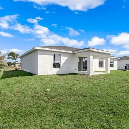 Image 3 - 2027 Northwest 27th Street, Cape Coral, FL 33993, USA - House for sale