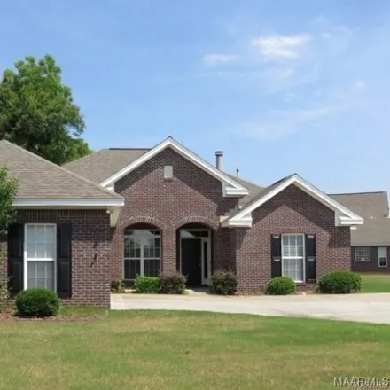 Rent this 4 bed house on 510 East Poplar Street in Woodland Heights, Prattville