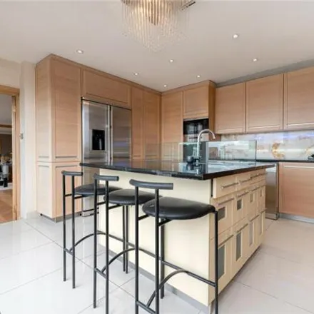 Image 5 - Devonport, 23 Southwick Street, London, W2 1JQ, United Kingdom - Apartment for sale