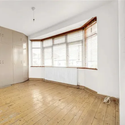 Image 9 - Norbury Baptist Church, Hatch Road, London, SW16 4PW, United Kingdom - Townhouse for sale