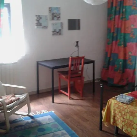 Rent this 4 bed apartment on Via della Vigna Vecchia 11 R in 50122 Florence FI, Italy