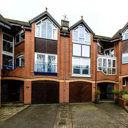 Buy this 3 bed townhouse on 5 Foxes Close in Nottingham, NG7 1PG