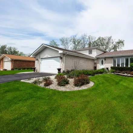 Buy this 3 bed house on 9234 Pepperwood Drive in Orland Hills, Orland Township