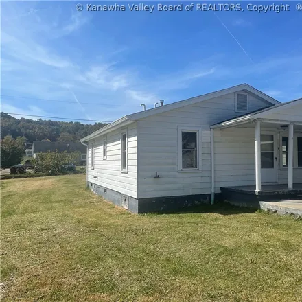 Buy this 3 bed house on 1295 Jefferson Street Southeast in Jefferson, Kanawha County