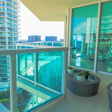 Rent this 3 bed apartment on Oazis in Northeast 163rd Street, Sunny Isles Beach