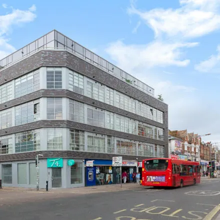 Image 8 - 5 Highshore Road, London, SE15 5AA, United Kingdom - Apartment for rent