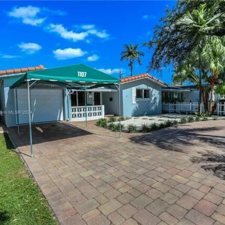 Image 1 - 1111 Washington Street, Hollywood, FL 33019, USA - House for sale