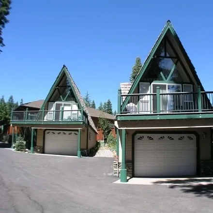Rent this 2 bed house on 7 Lakeside Drive in Peninsula Village, Plumas County