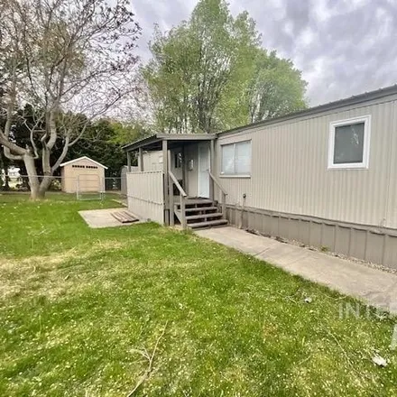 Buy this studio apartment on Karcher Mobile Home Park in Nampa, ID 83651