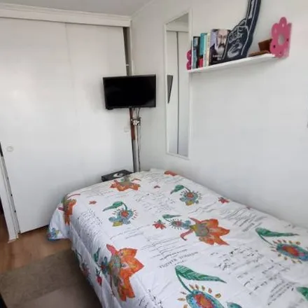 Buy this 3 bed apartment on Las Rosas in 929 0386 Provincia de Santiago, Chile