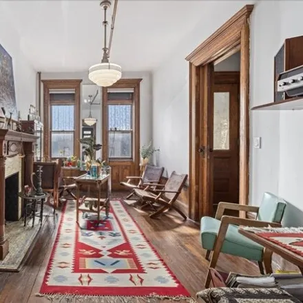 Image 4 - 549 W 187th St, New York, 10033 - Townhouse for sale