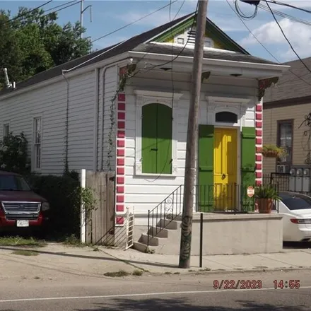 Rent this 2 bed house on 1725 Franklin Avenue in New Orleans, LA 70117