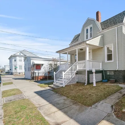Image 8 - 30 Felton St, New Bedford MA 02745 - House for sale
