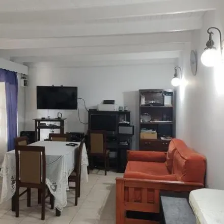 Buy this 2 bed house on Caseros in Partido de San Miguel, Muñiz