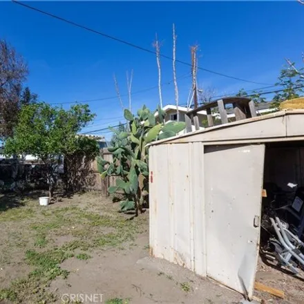Image 2 - Alley 79690, Los Angeles, CA 91331, USA - House for sale