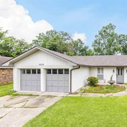 Buy this 3 bed house on 5928 Gettysburg Dr in Baton Rouge, Louisiana