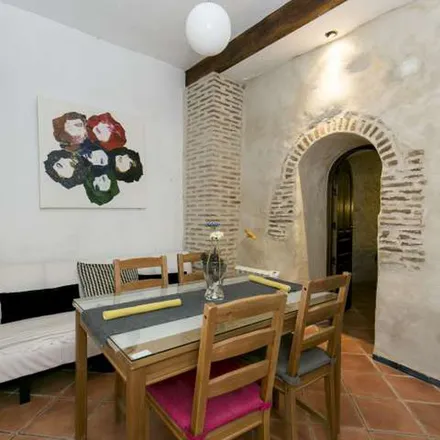 Image 7 - Calle Montes Claros, 18010 Granada, Spain - Apartment for rent