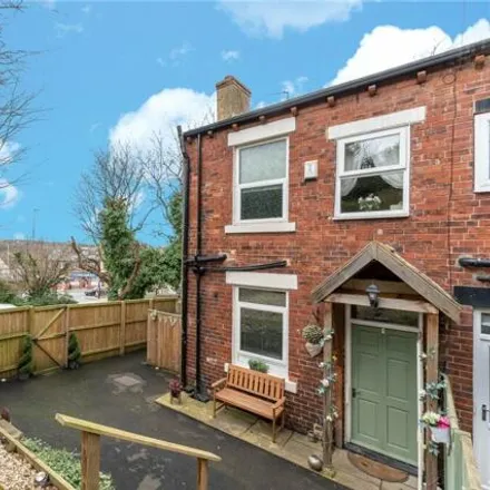 Image 2 - Kirkstall Lane Church View, Kirkstall Lane, Leeds, LS5 3LF, United Kingdom - Townhouse for sale