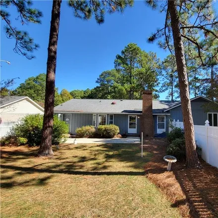 Image 3 - 1690 Banbury Drive, Fayetteville, NC 28304, USA - House for sale