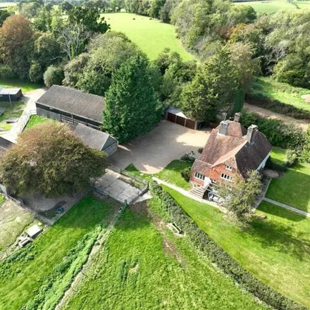 Image 1 - Blackhurst Farm, Bathurst Farm, Cowbeech Road, Rushlake Green, TN21 9QA, United Kingdom - House for sale