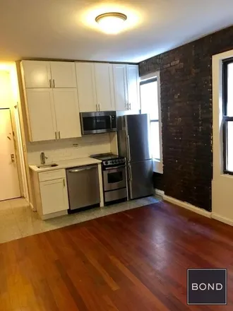 Rent this 3 bed apartment on 7 Carmine Street in New York, NY 10014