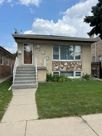 Buy this 3 bed house on 5447 North Nagle Avenue in Chicago, IL 60646