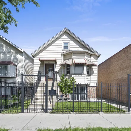 Buy this 3 bed house on 4605 South Kedzie Avenue in Chicago, IL 60632