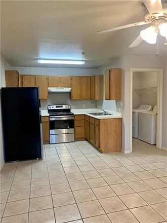 Image 3 - 944 North Storer Avenue, Fayetteville, AR 72701, USA - Apartment for rent