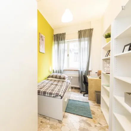 Rent this 3 bed room on Intesa Sanpaolo in Piazza Ventiquattro Maggio, 20136 Milan MI