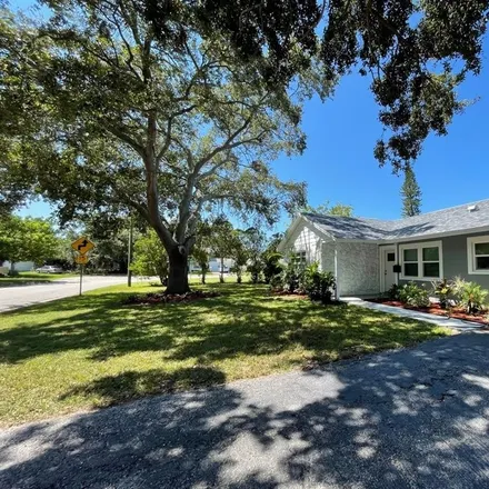 Buy this 3 bed house on 8410 14th Street North in Saint Petersburg, FL 33702