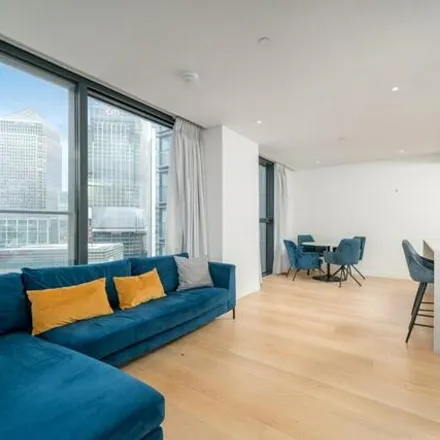 Image 2 - Hampton Tower, 75 Marsh Wall, Canary Wharf, London, E14 9SH, United Kingdom - Apartment for rent
