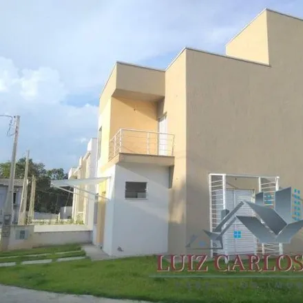 Buy this 2 bed house on Rua Antônio Eloísio Flávio in Areão, Taubaté - SP