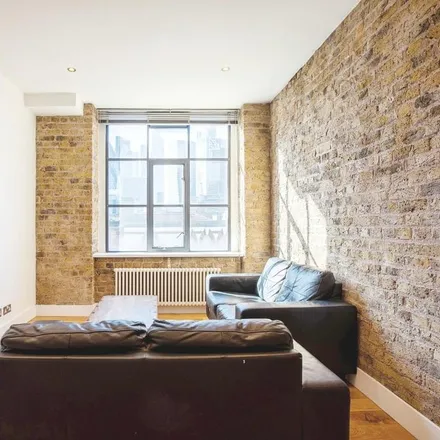 Image 2 - Saxon House, 56 Commercial Street, Spitalfields, London, E1 6RW, United Kingdom - Apartment for rent