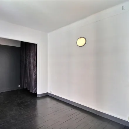 Rent this studio apartment on 4 Villa Gagliardini in 75020 Paris, France