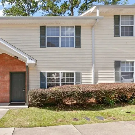 Buy this 3 bed condo on Tallahassee Fire Station 8 in 2423 Hartsfield Road, Tallahassee