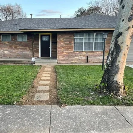 Rent this 3 bed house on 3103 East 13th Street in Austin, TX 78702