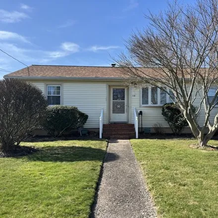 Buy this 3 bed house on 118 Charter Oak Avenue in East Haven, CT 06512