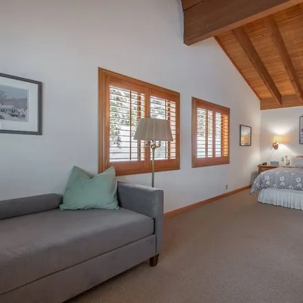 Image 4 - Tahoe Vista, CA, 96148 - House for rent