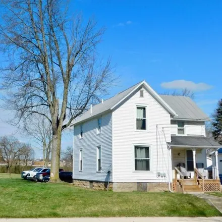 Buy this studio house on Hayes Avenue in Fremont, OH 43420