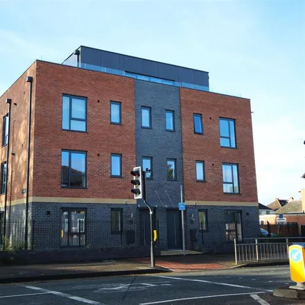 Rent this 2 bed apartment on Queens in Barnwood Road, Gloucester