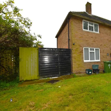 Rent this 3 bed house on Shaw Close in Churchgate, EN8 0HD