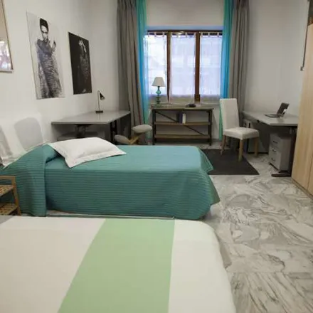 Image 9 - Bonnie e Clyde Lounge Bar, Via Caio Canuleio, 107, 00174 Rome RM, Italy - Apartment for rent