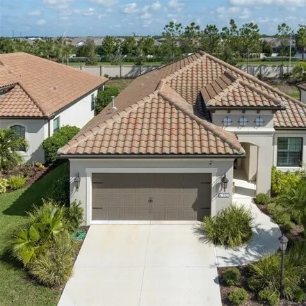 Buy this 3 bed house on unnamed road in Venice, FL 34292