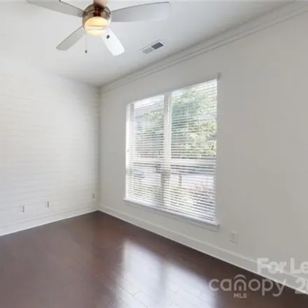 Image 7 - 930 Steel House Boulevard, Charlotte, NC 28205, USA - House for rent