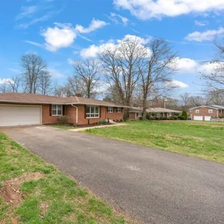 Image 3 - 550 Claremoor Avenue, Crestmoor, Bowling Green, KY 42101, USA - House for sale