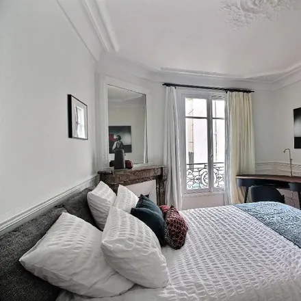 Image 4 - 1 Rue de Nesle, 75006 Paris, France - Apartment for rent