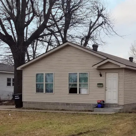 Buy this 3 bed house on 515 Maple Street in Trumann, AR 72472