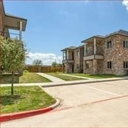 Image 2 - 550 East Hazelwood Street, Princeton, TX 75407, USA - House for rent